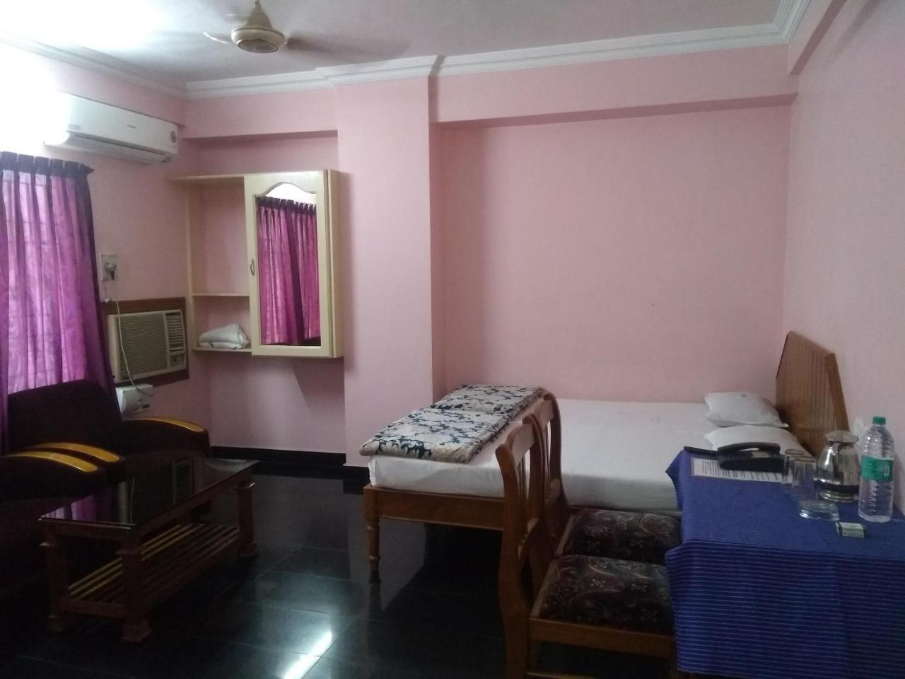 Manjalikulam Tourist Home Thiruvananthapuram Esterno foto