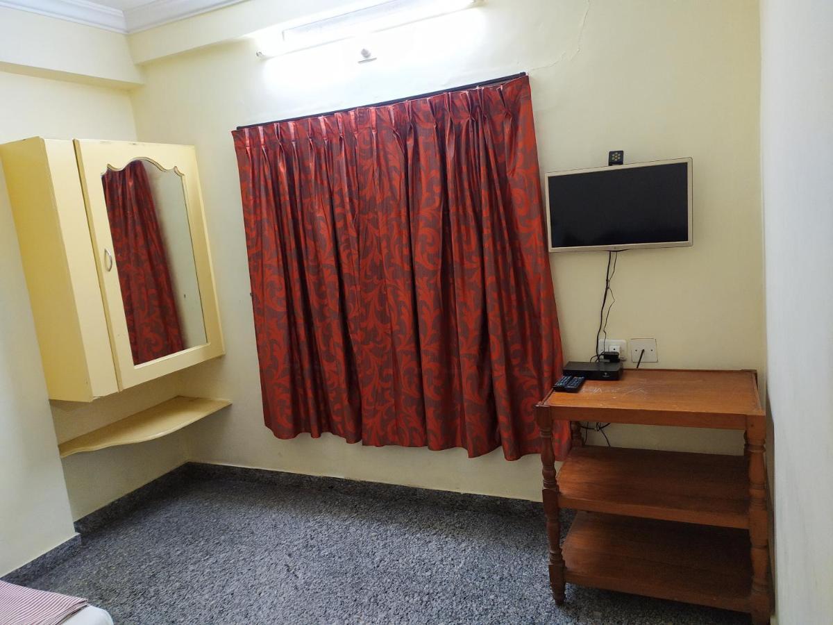 Manjalikulam Tourist Home Thiruvananthapuram Esterno foto